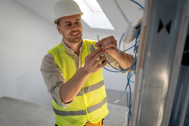 Best Local Electrician Companies  in Newark, DE